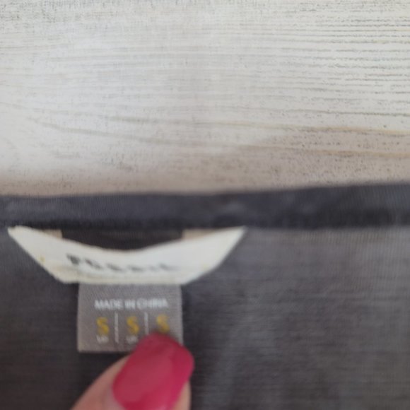 Gray Fossil short sleeve top size small - Picture 3 of 6